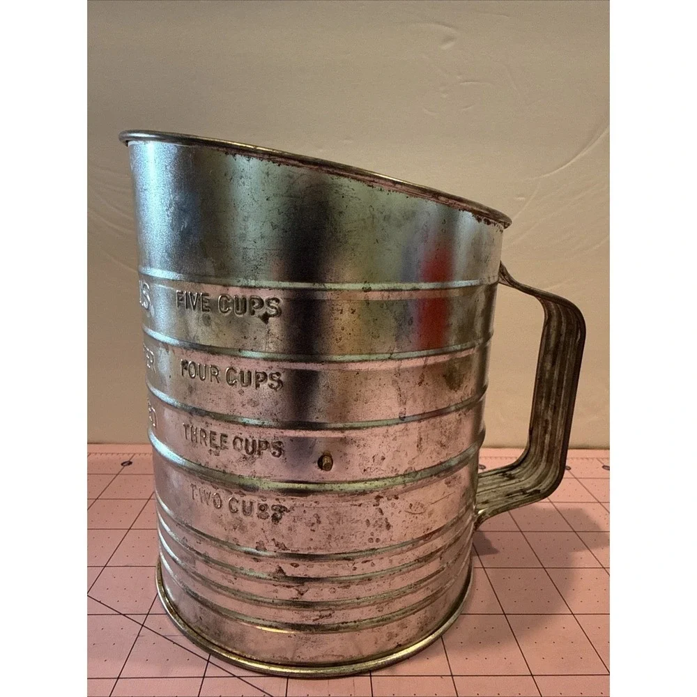 Vintage Bromwell's Flower‎ Sifter 5 Cups Black Handle